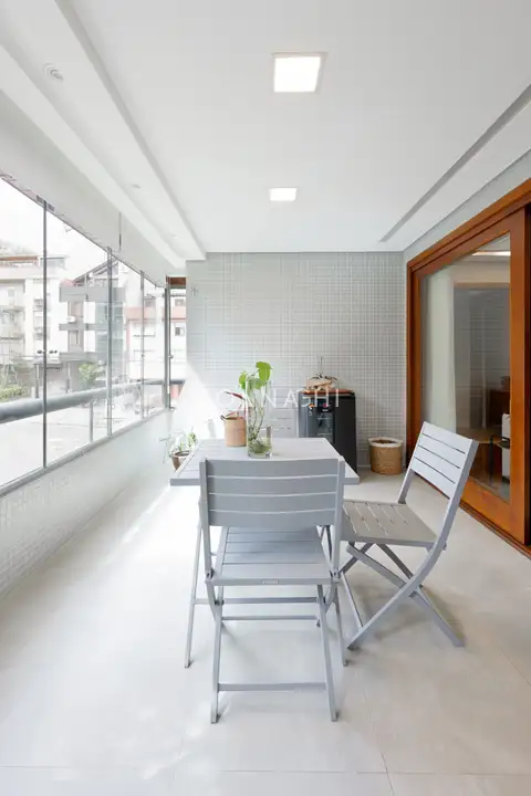 Apartamento · 3 dormitórios no Mont Serrat — miniatura 11
