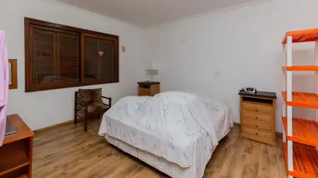 Casa · 4 dormitórios · no Menino Deus — miniatura 6
