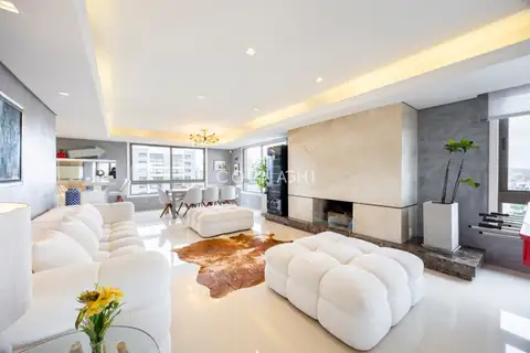 Apartamento · 4 dormitórios em Petrópolis — miniatura 1