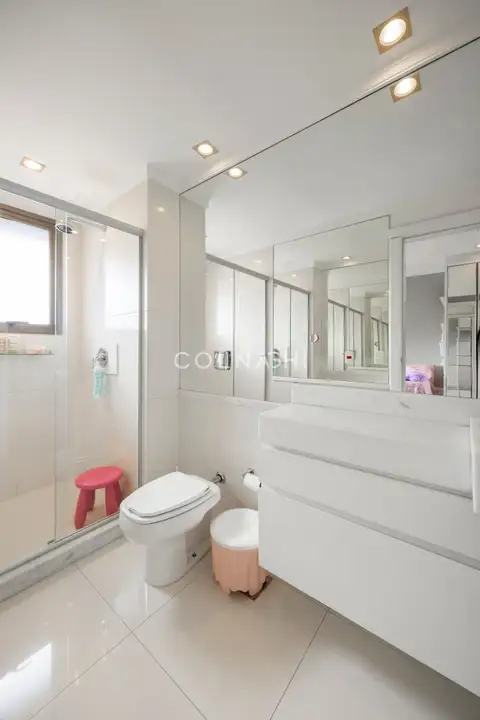 Apartamento · 4 dormitórios em Petrópolis — miniatura 28