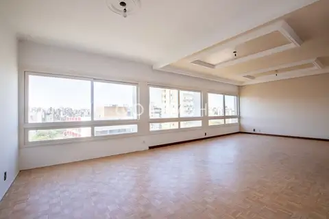 Apartamento em Moinhos de Vento